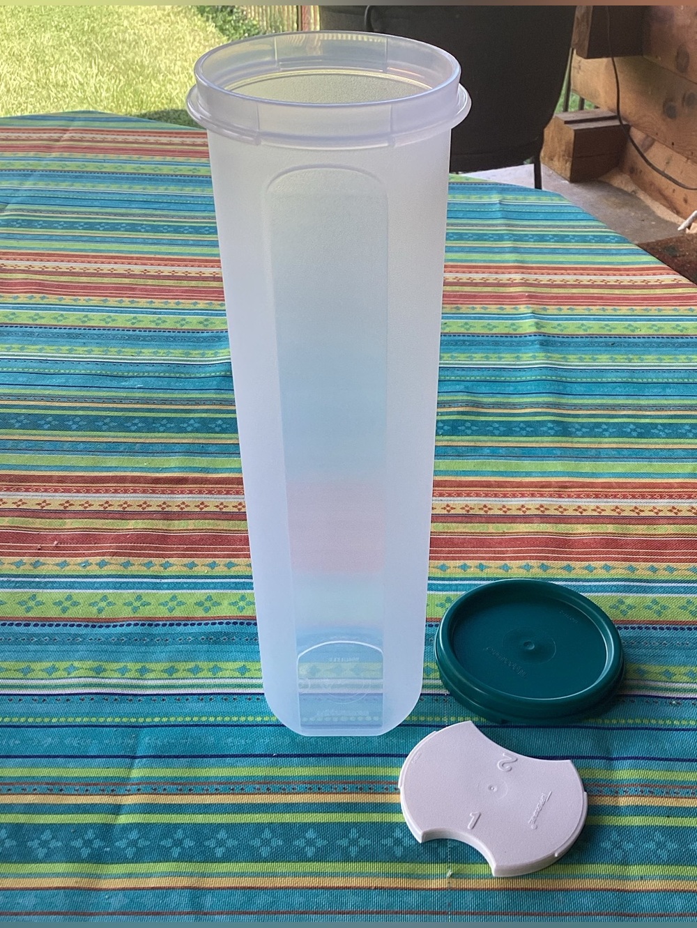 Tupperware Modular Mates Spaghetti Dispenser - green seal
